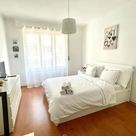 Appartement 2 Minutes- 200m De La Gare De *